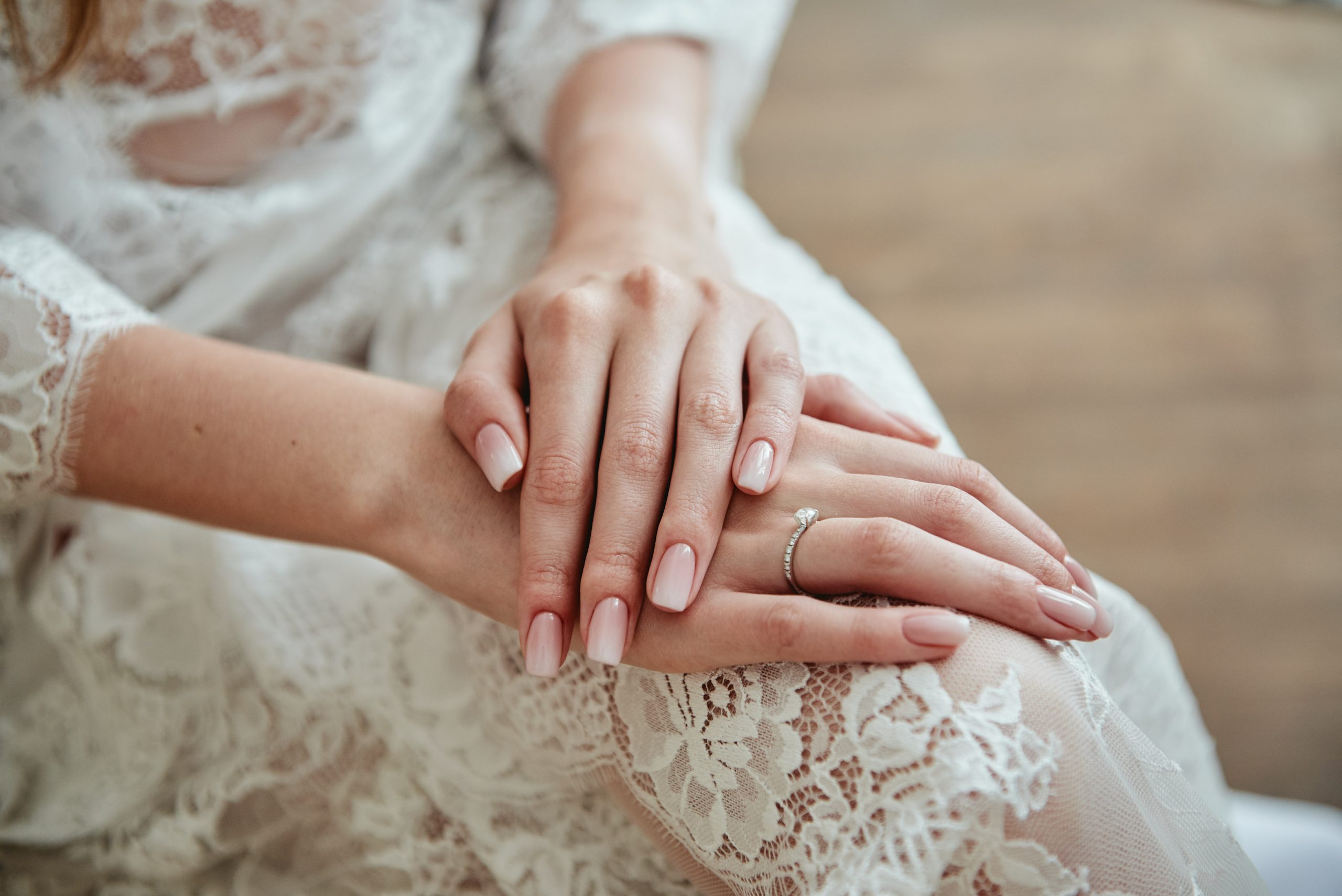 Wedding nails – how to style them?