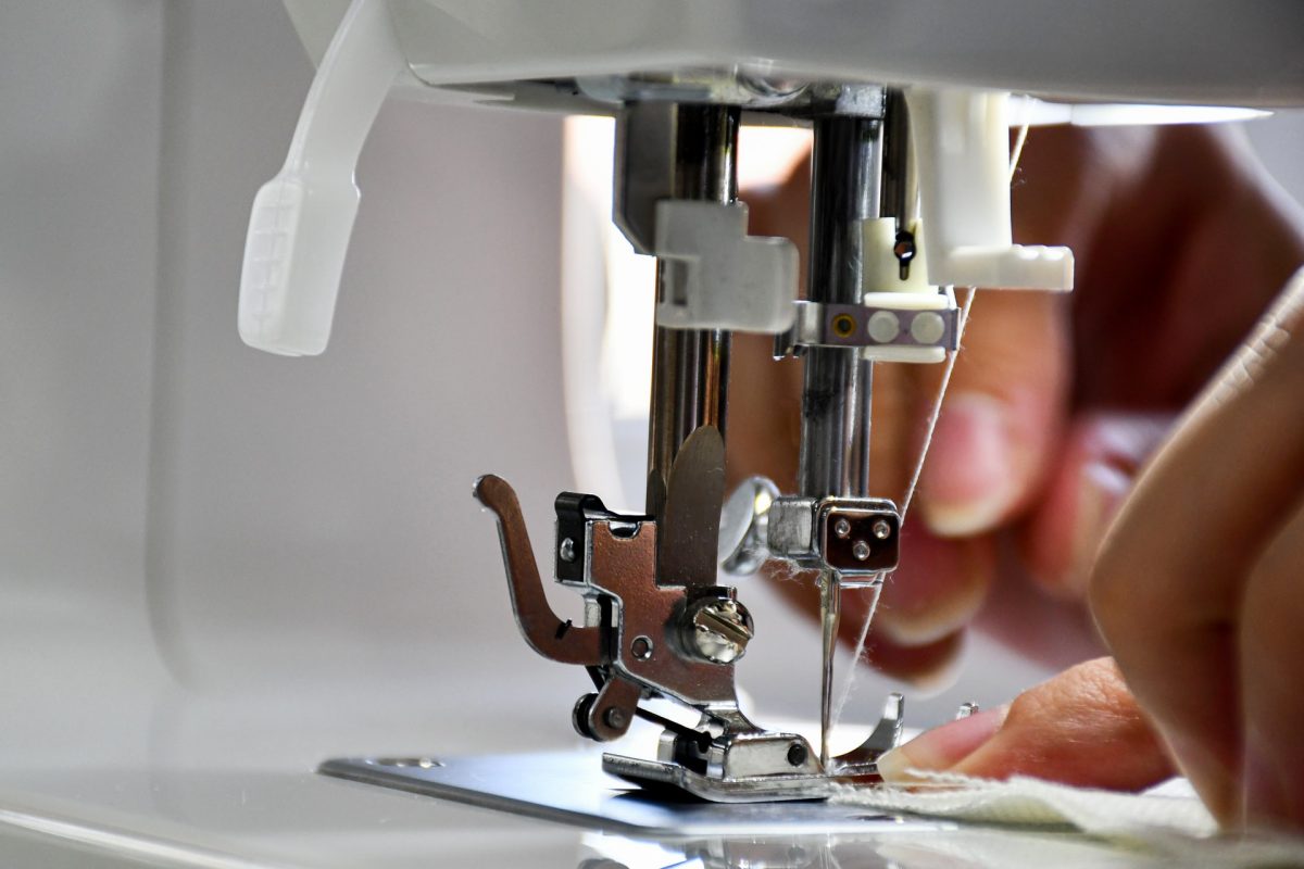 How to decorate clothes?